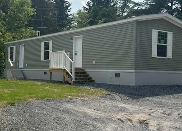 Property at 95 3rd St, St. Johnsbury, VT 05819, 2 beds, 2 baths