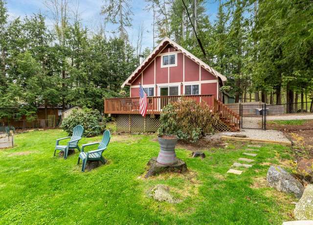 Property at 11 Turtle Bridge Xing, Hillsborough, NH 03244, 3 beds, 1 bath