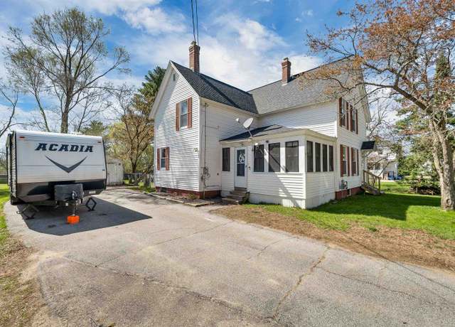 Property at 4 Grant St, Concord, NH 03301, 3 beds, 1.5 baths