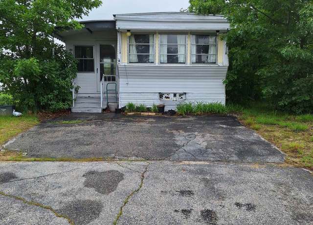 Property at 8 Trade Wind Ln, Rochester, NH 03867, 2 beds, 1 bath