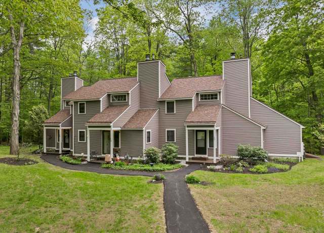 Property at 25 Kirriemuir Rd, Stratham, NH 03885, 2 beds, 2 baths