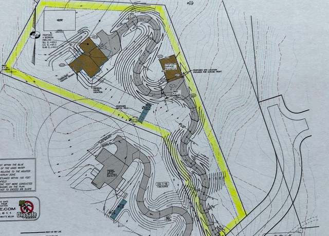 Property at 16 Lorenzo's Ln, Hollis, NH 03049, 4 beds, 3.5 baths