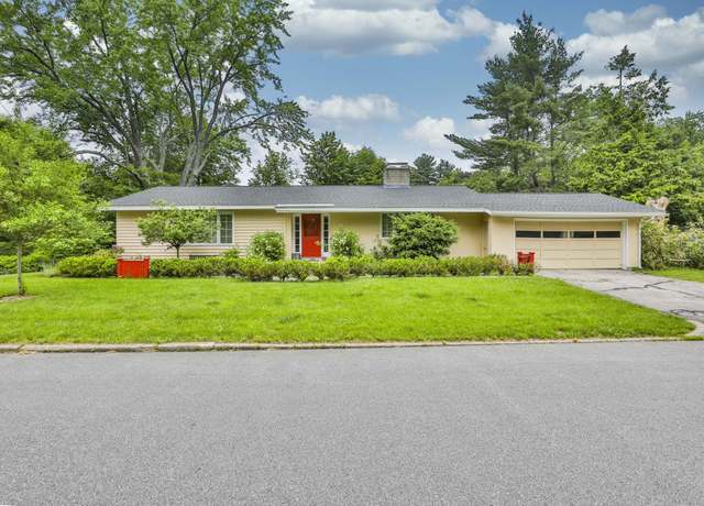 Property at 190 N Acres Rd, Manchester, NH 03104, 2 beds, 2 baths