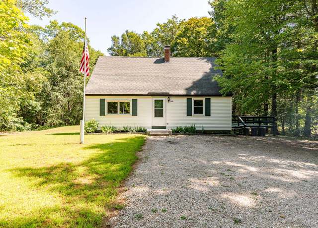 Property at 133 Canaan Rd, Strafford, NH 03884, 3 beds, 1.5 baths