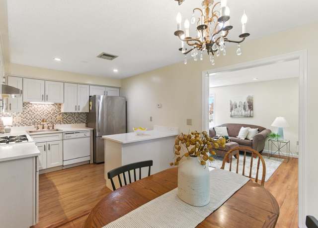 Property at 218 Millwright Dr #218, Nashua, NH 03063, 2 beds, 1.5 baths