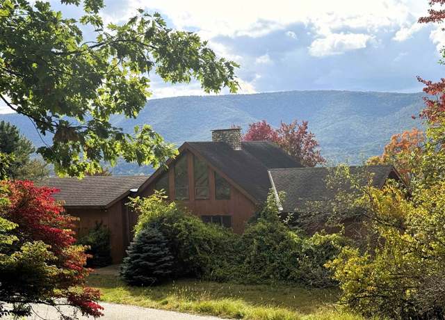 Property at 626 Brookman Rd, Pownal, VT 05261, 3 beds, 2 baths