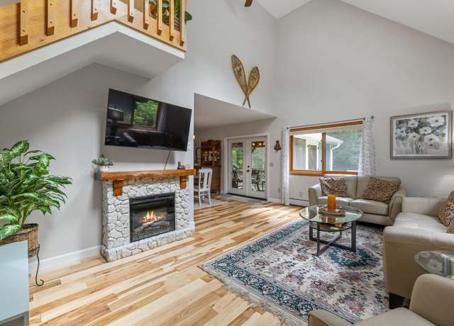 Property at 120 Locarno St, Moultonborough, NH 03254, 3 beds, 2 baths