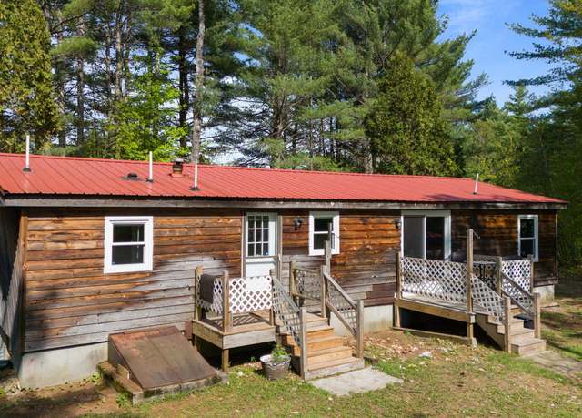 Property at 6 Arrowhead Dr, Ossipee, NH 03814, 3 beds, 2 baths