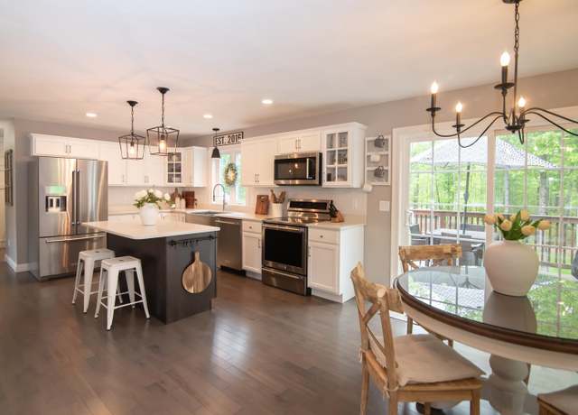 Property at 38 Julie Dr, Concord, NH 03301, 3 beds, 2.5 baths