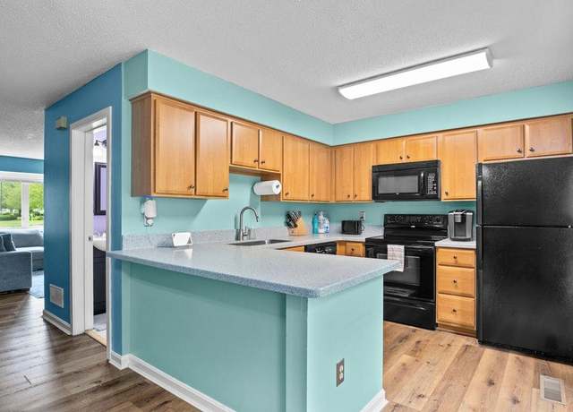 Property at 202 Route 27 #42, Raymond, NH 03077, 2 beds, 1.5 baths