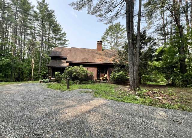 Property at 168 Thorn Apple Ln, Hartford, VT 05001, 4 beds, 4 baths