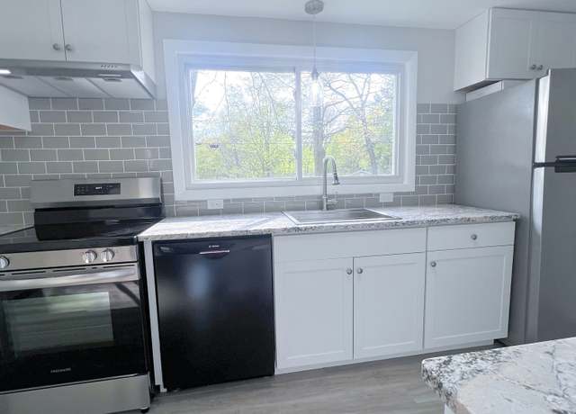 Property at 76 Hemlock Hvn, Hampton, NH 03842, 2 beds, 2 baths