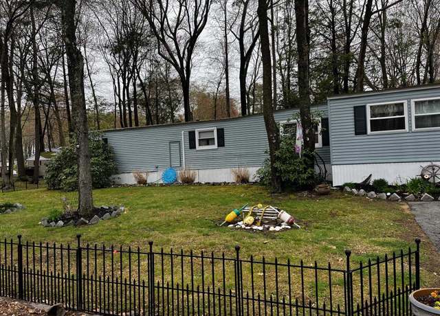 Property at 43 Bruce Rd, Seabrook, NH 03874, 2 beds, 1 bath