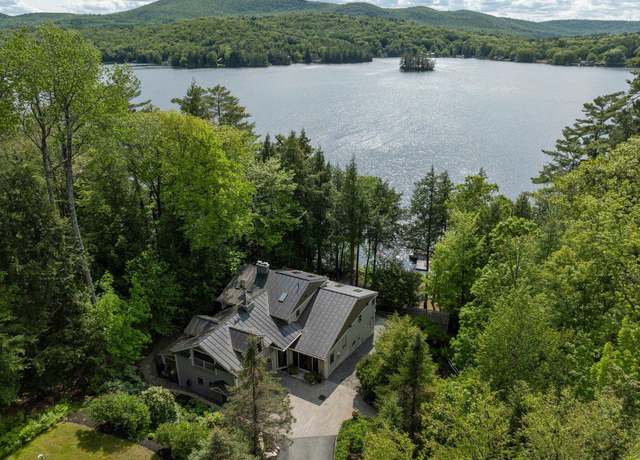 Property at 17 Starr Dr, Enfield, NH 03748, 4 beds, 3 baths