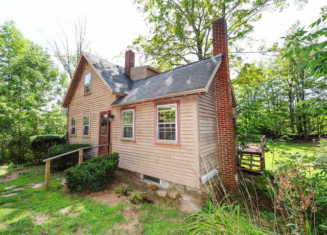Property at 21 Rockland Rd, Weare, NH 03281, 2 beds, 1 bath