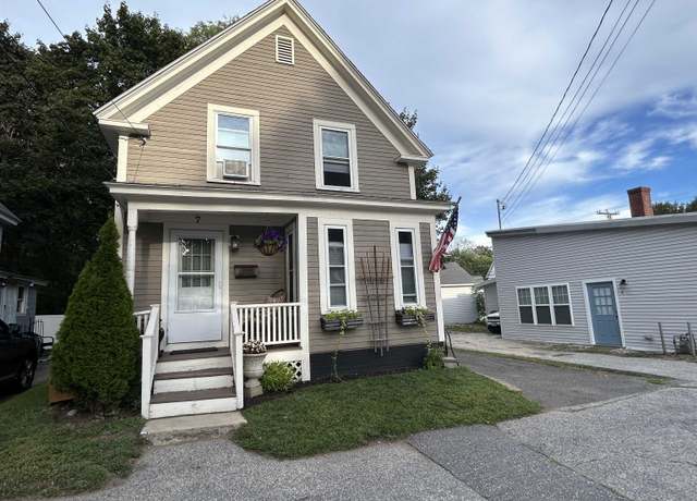 Property at 7 Washington St, Exeter, NH 03833, 3 beds, 1 bath