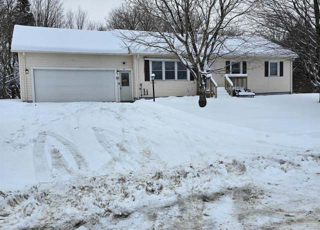 Property at 269 Lyndon Heights Dr, Lyndon, VT 05851, 3 beds, 1 bath