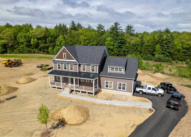 Property at 9 Stone Creek Dr, Brentwood, NH 03833, 4 beds, 2.5 baths