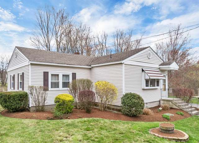 Property at 37 Beaton St, Franklin, NH 03235, 2 beds, 1.5 baths