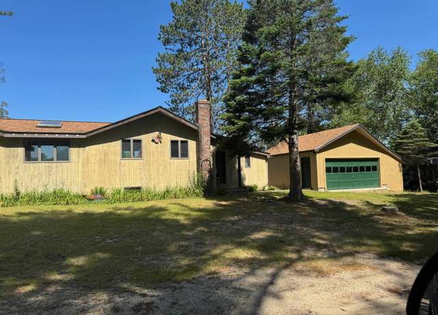 Property at 6 Cassie Cove Rd, Ossipee, NH 03814, 2 beds, 1 bath