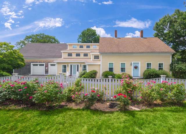 Property at 350 Ridge Rd, York, ME 03909-6743, 4 beds, 2.5 baths