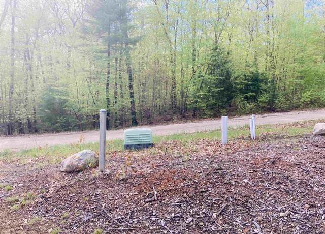 Property at 44 Labrador Ln, Barrington, NH 03825