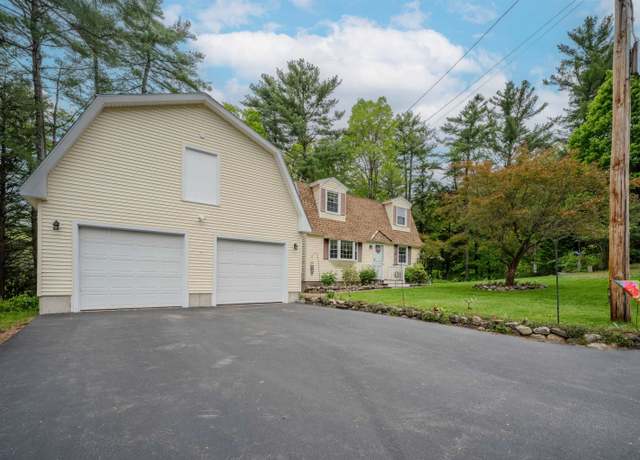 Property at 12 Emerald Cir, Goffstown, NH 03045, 3 beds, 2 baths