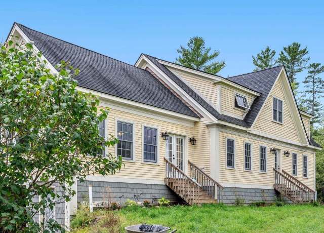 Property at 403 Upper Depot Rd, Marshfield, VT 05658, 4 beds, 3 baths