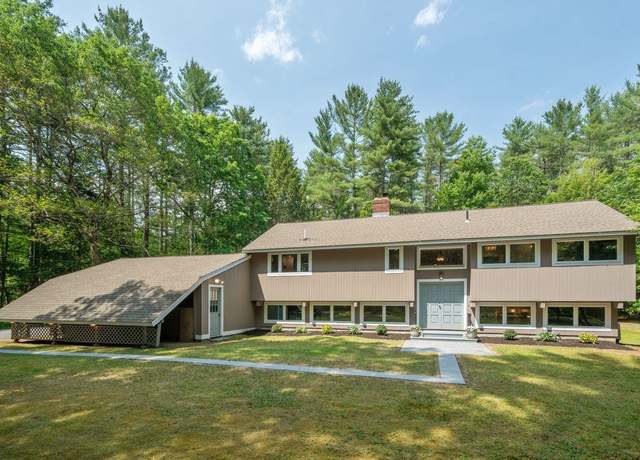 Property at 10 Lawrence Ln, Hollis, NH 03049, 3 beds, 2 baths