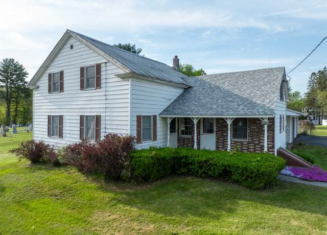 Property at 3005 VT Route 78, Highgate, VT 05459, 4 beds, 1 bath
