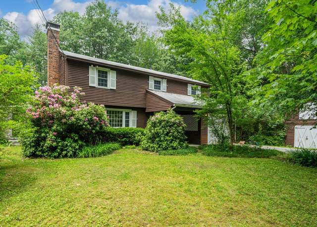 Property at 8 Pine Acres Rd, Amherst, NH 03031, 4 beds, 3.5 baths