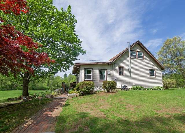 Property at 448 Bunker Hill Rd, Auburn, NH 03032, 3 beds, 1.5 baths