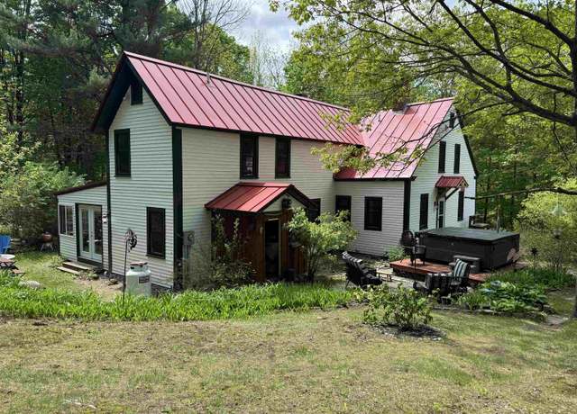 Property at 197 Circuit Rd, Ossipee, NH 03864, 3 beds, 2 baths