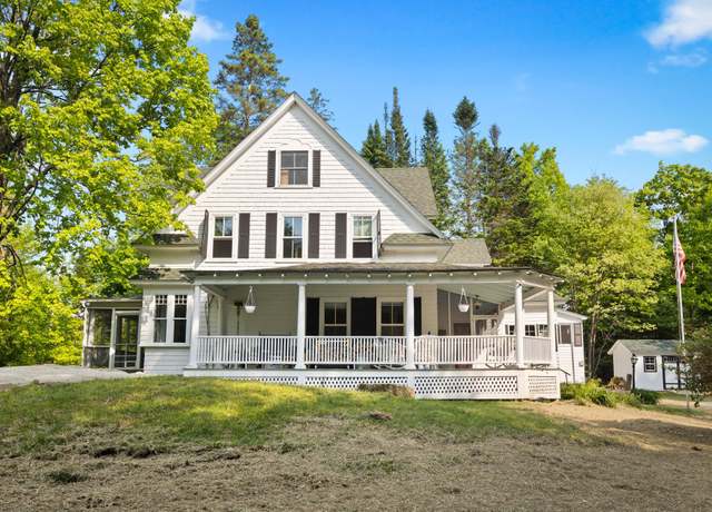 Property at 183 Mountain View Rd, Whitefield, NH 03598, 6 beds, 4 baths