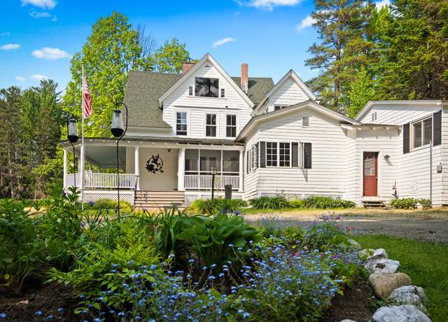 Property at 183 Mountain View Rd, Whitefield, NH 03598, 6 beds, 4 baths