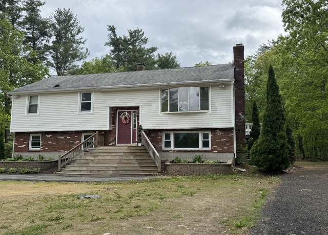 Property at 9 Quarry Rd, Hampstead, NH 03841, 3 beds, 2.5 baths