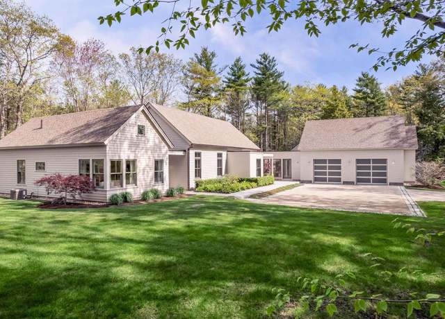 Property at 3 Bristol Ln, York, ME 03909, 3 beds, 2.5 baths