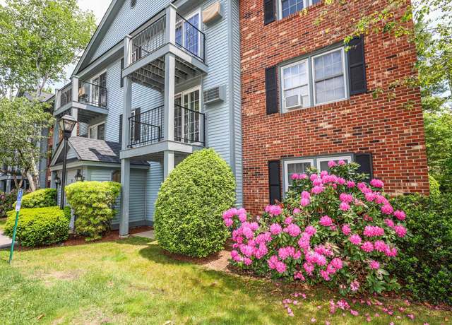 Property at 11 Northbrook Dr #1110, Manchester, NH 03102, 2 beds, 1 bath