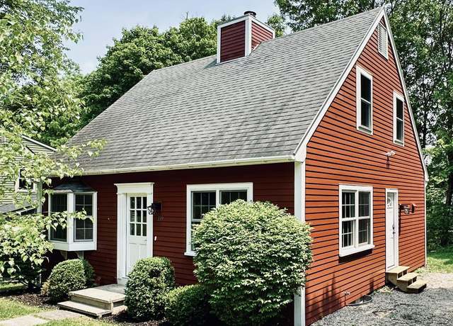 Property at 339 Chester Knoll Dr, Bennington, VT 05201, 3 beds, 1.5 baths
