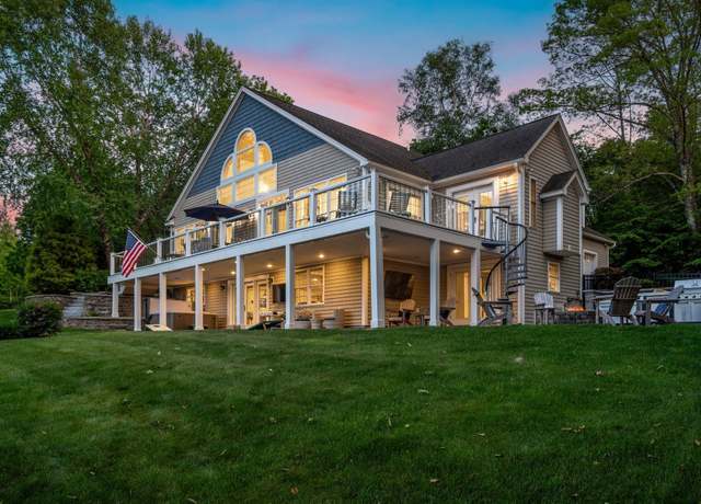 Property at 116 Upper Mile Point Dr, Meredith, NH 03253, 5 beds, 4.5 baths