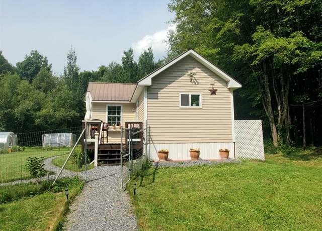 Property at 335 S Albany Rd, Albany, VT 05820, 2 beds, 1 bath