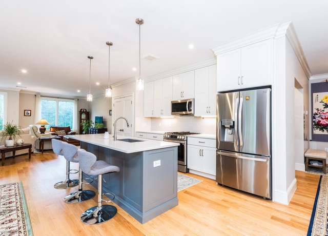 Property at 32 Willey Creek Rd #402, Exeter, NH 03833, 2 beds, 2 baths