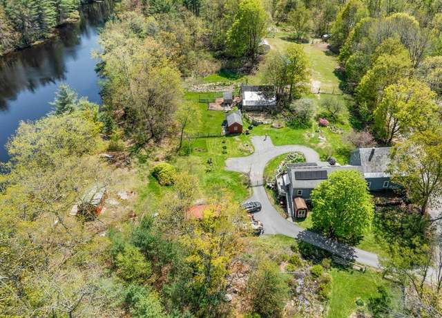 Property at 86 Old Troy Rd, Fitzwilliam, NH 03447, 5 beds, 3.5 baths