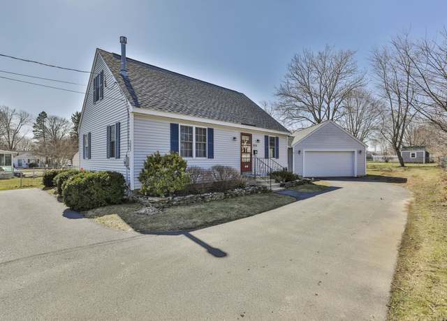 Property at 283 High St, Hampton, NH 03842, 3 beds, 2 baths