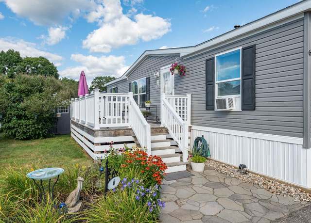 Property at 6 Wanda Ln, Exeter, NH 03833, 3 beds, 2 baths