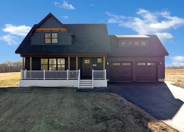 Property at 17 Durant Rd, Berwick, ME 03901, 4 beds, 3.5 baths
