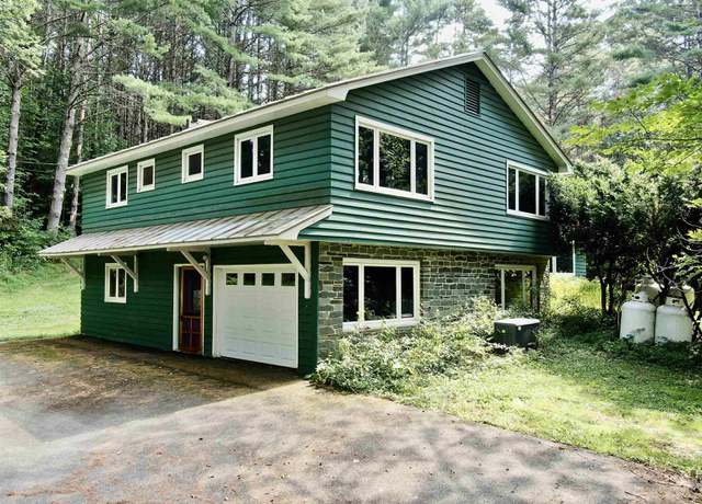 Photo of 422 Center Rd, Middlesex, VT 05602