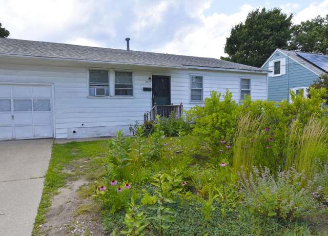 Property at 94 Plattsburg Ave, Burlington, VT 05401, 3 beds, 1 bath