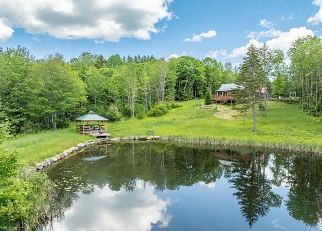 Property at 37 Pleasantview Ln, Wilmington, VT 05363, 4 beds, 3.5 baths