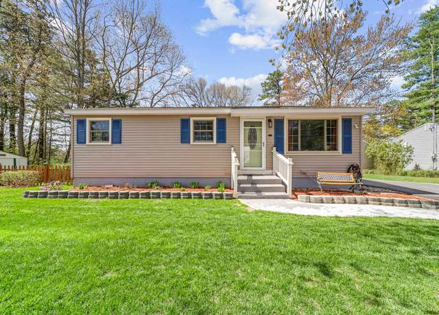 Property at 962 Goffstown Rd, Manchester, NH 03102, 3 beds, 2 baths